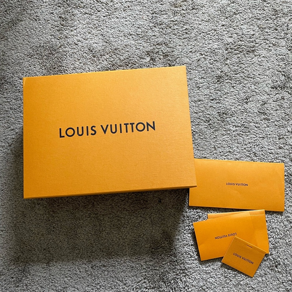 Lv box and envelope